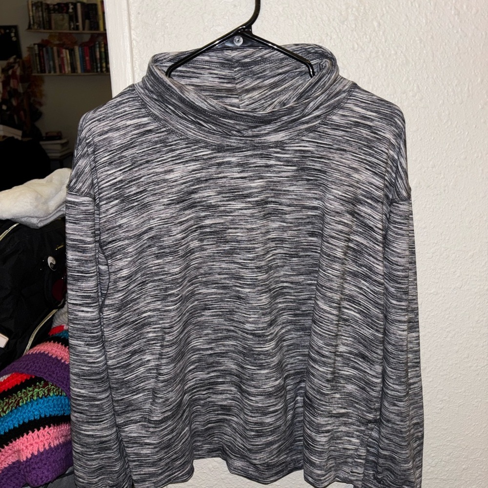 RBX Women's Black and White Cowl Neck Sweater Size Large